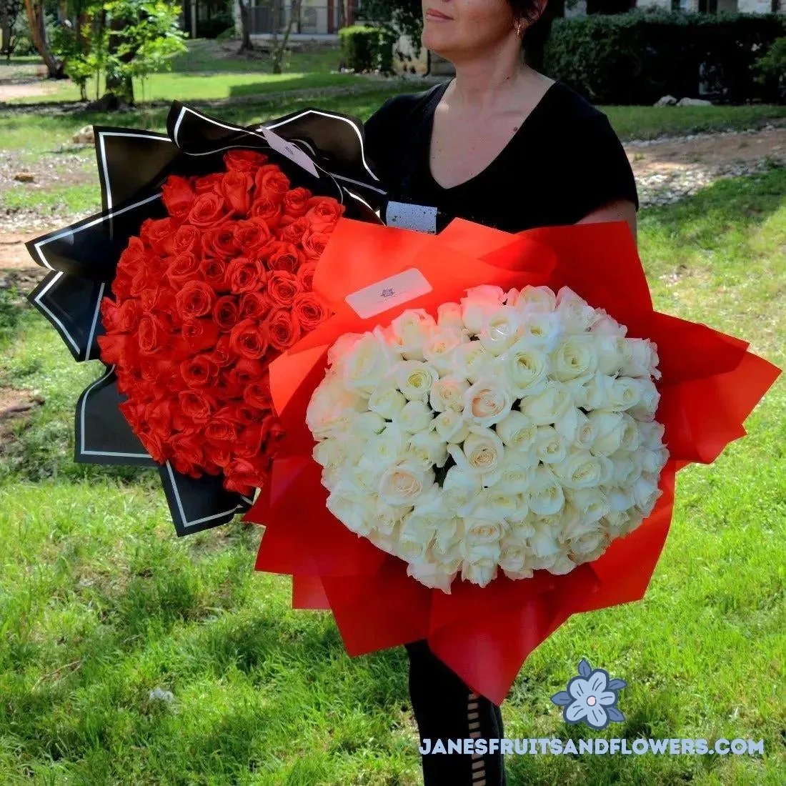 100 White Roses Bouquet - Jane's Fruits And Flowers
