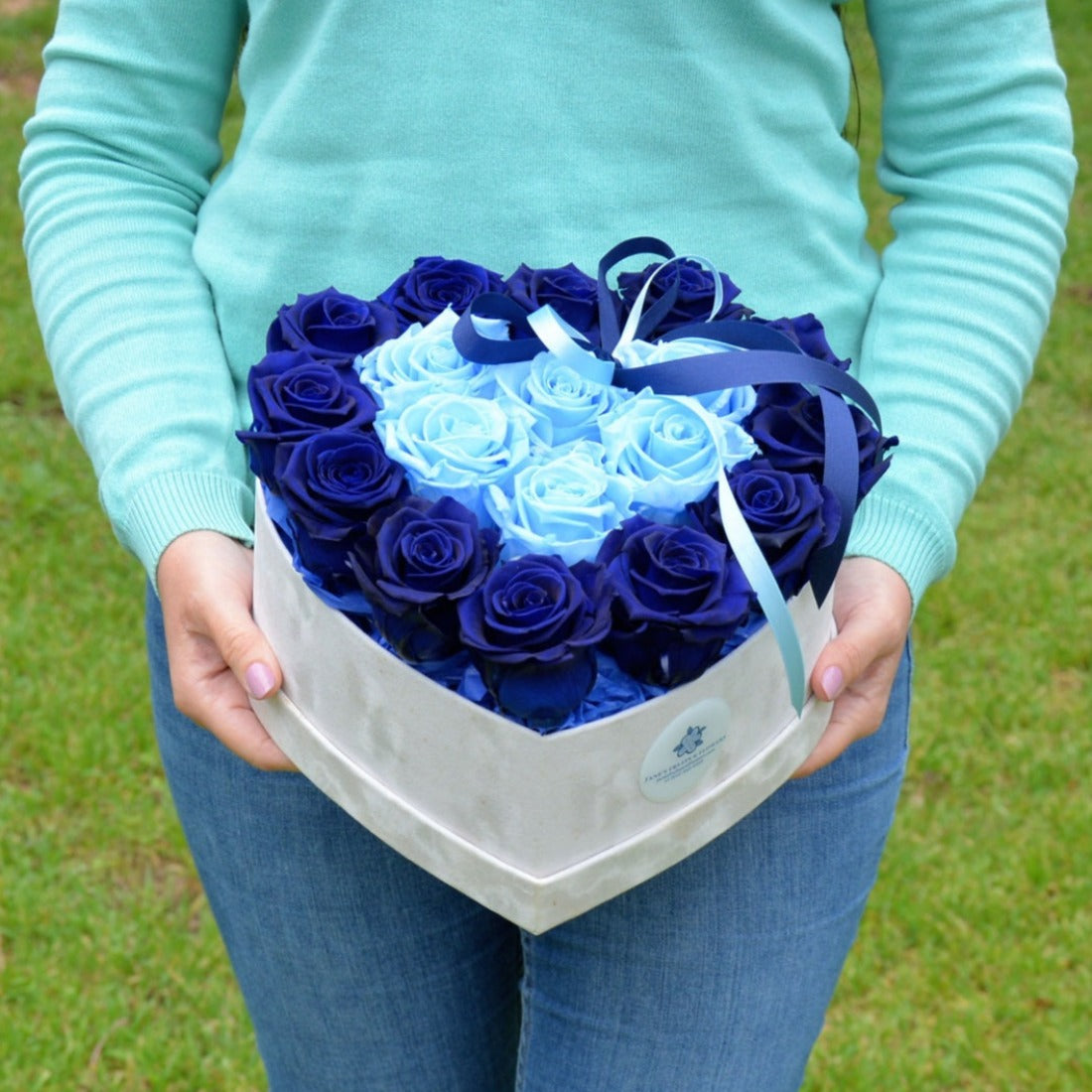 Blue Moon Bouquet (preserved roses)