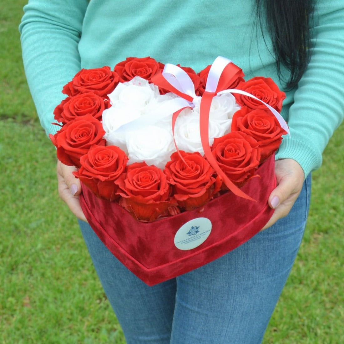 Juliette Bouquet (preserved roses)
