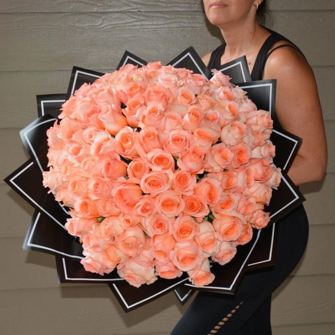 Coral Reef 100 Roses Bouquet