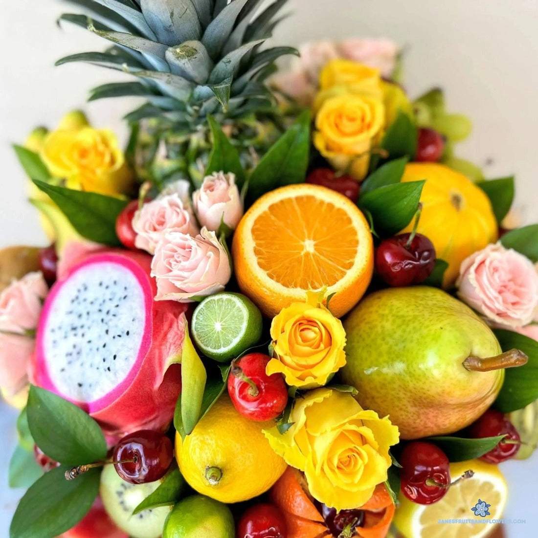 Aloha Pineapple Bouquet - Jane's Fruits And Flowers