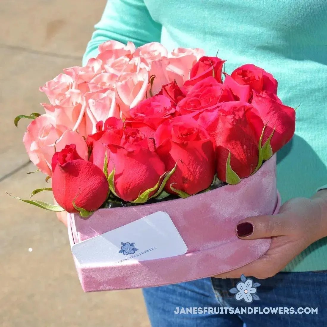 luxury Red & Pink Heart Bouquet - Jane's Fruits And Flowers