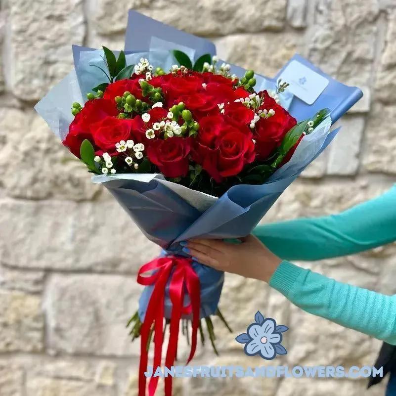 Moulin Rouge Bouquet - Jane's Fruits And Flowers