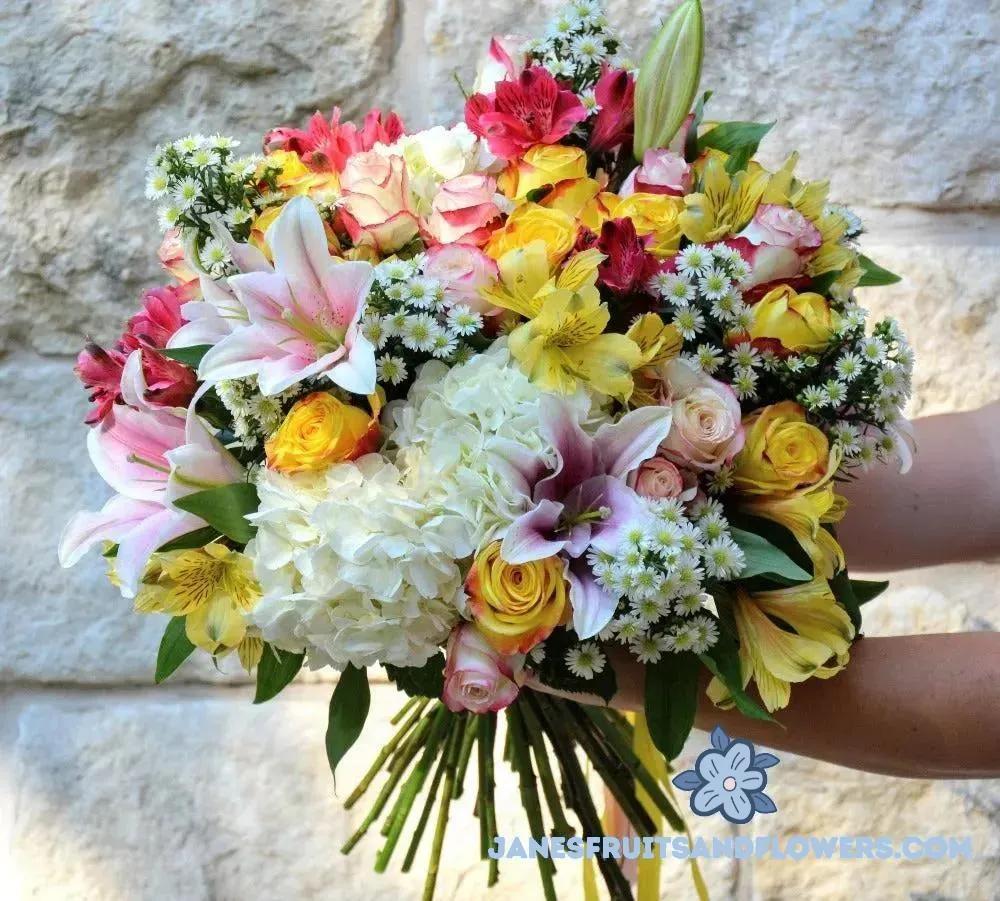 Natalia's Bouquet of Roses & lilies - Jane's Fruits And Flowers