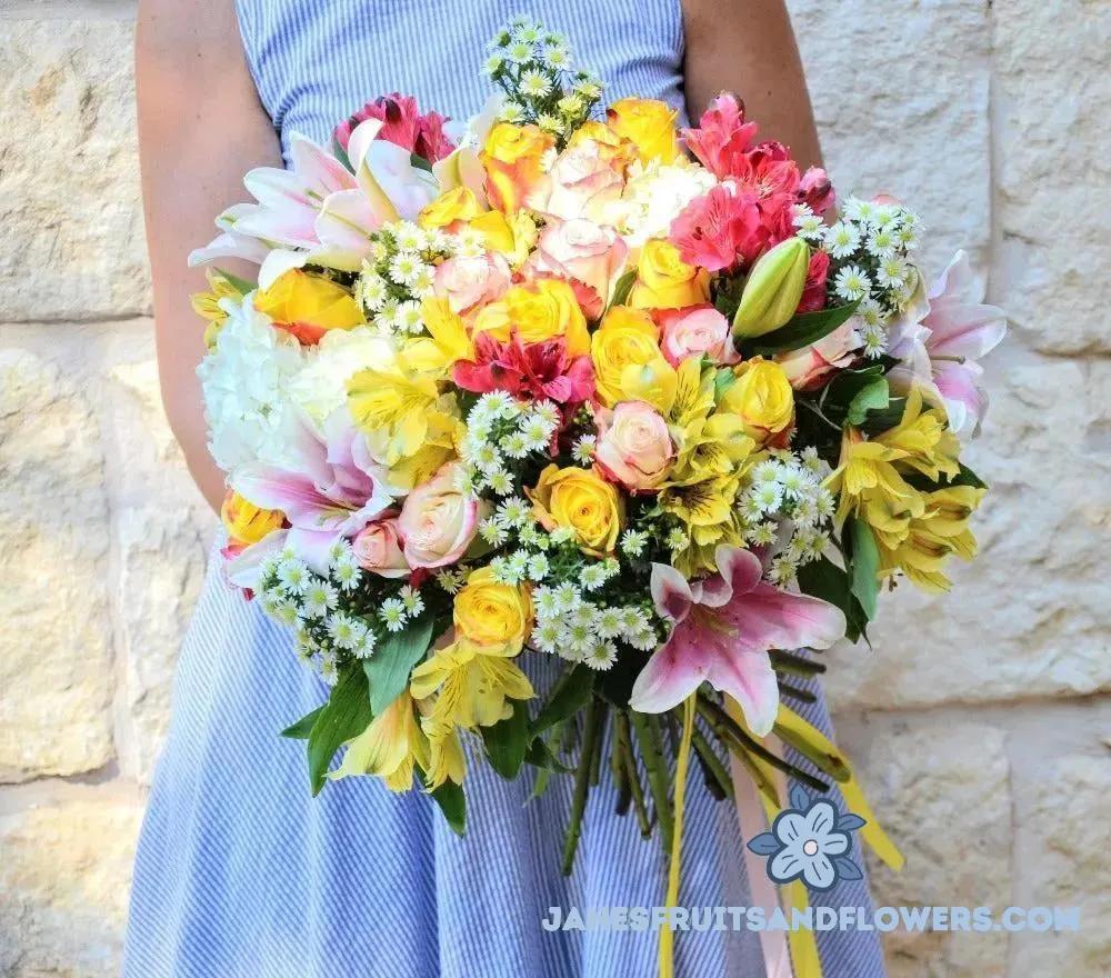 Natalia's Bouquet of Roses & lilies - Jane's Fruits And Flowers