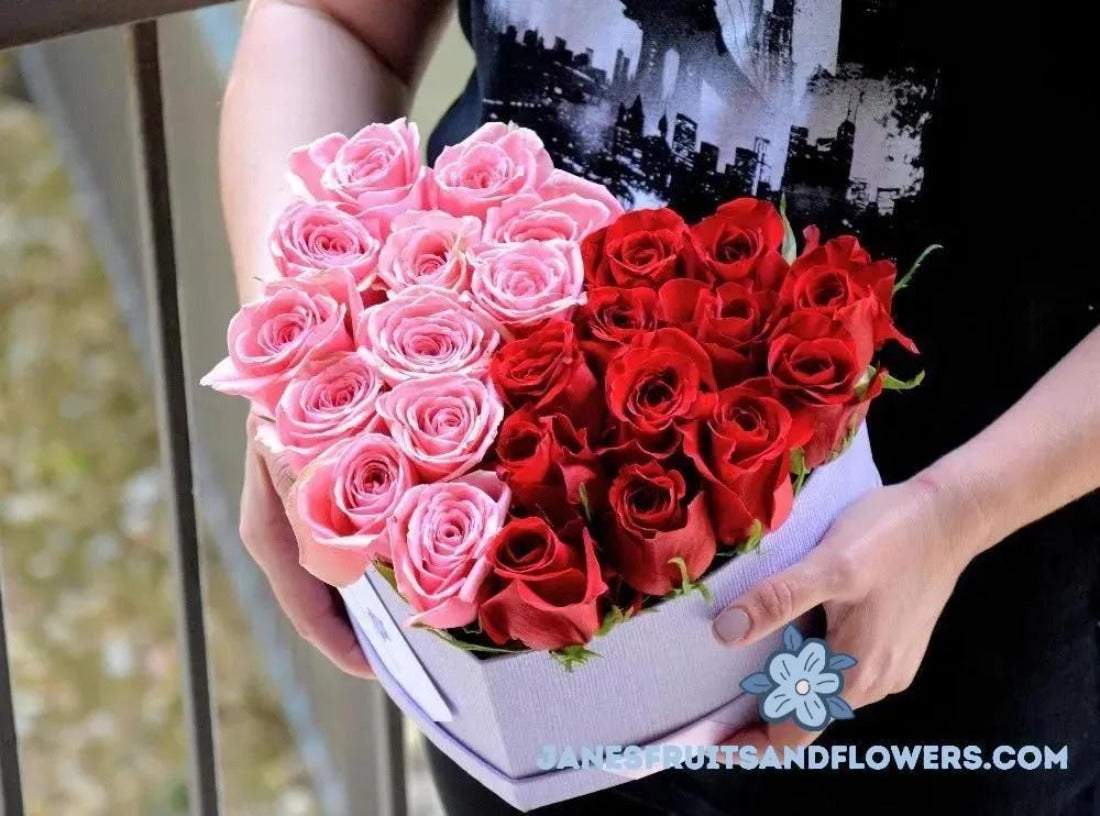 Red & Pink Heart Bouquet - Jane's Fruits And Flowers
