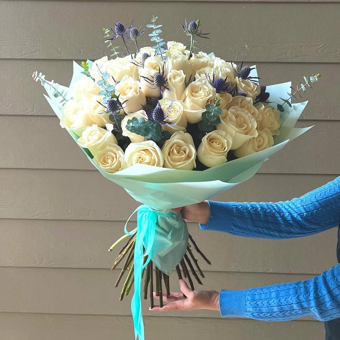 White Snow Roses Bouquet