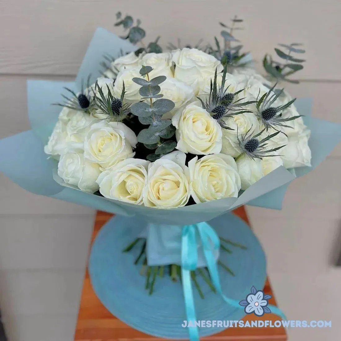 White Snow Roses Bouquet - Jane's Fruits And Flowers