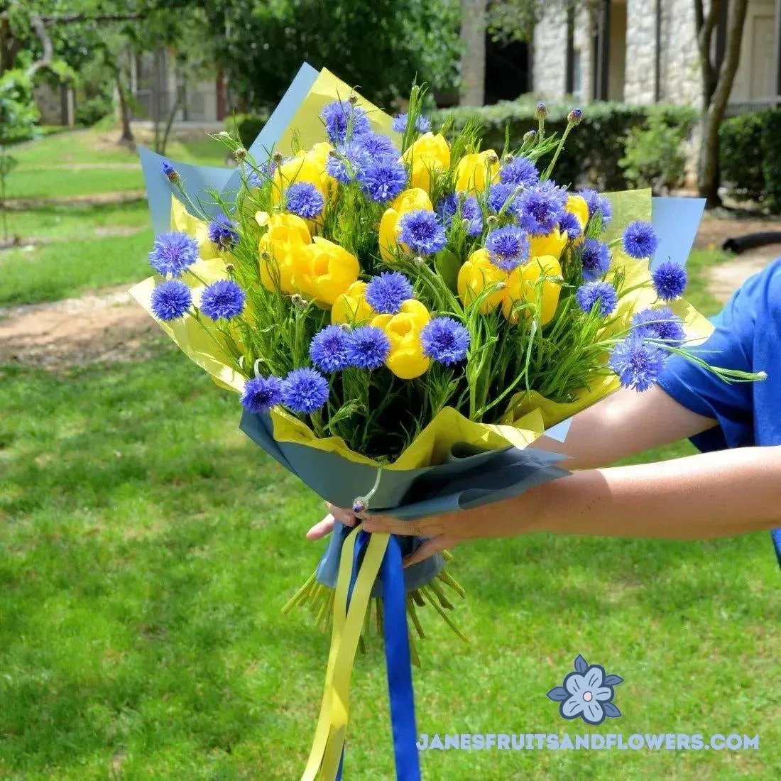 Zori Bouquet - Jane's Fruits And Flowers
