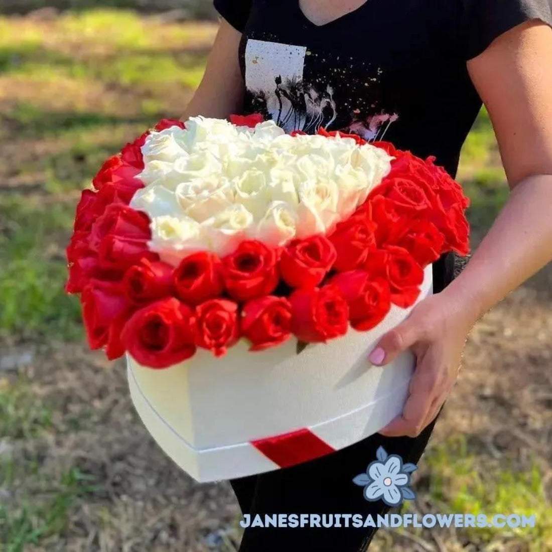 3D Heart Amour Bouquet - Jane's Fruits And Flowers