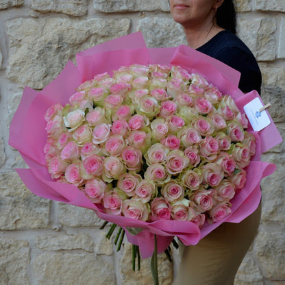 100 Pink Roses Bouquet