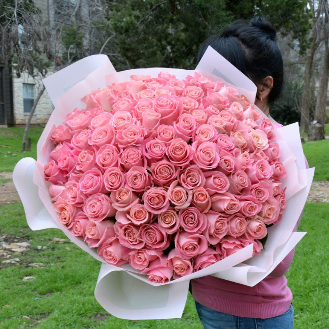 100 Roses Bouquet 'Hermosa"