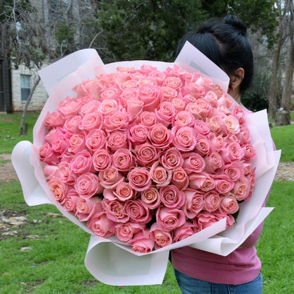 100 Roses Bouquet 'Hermosa"