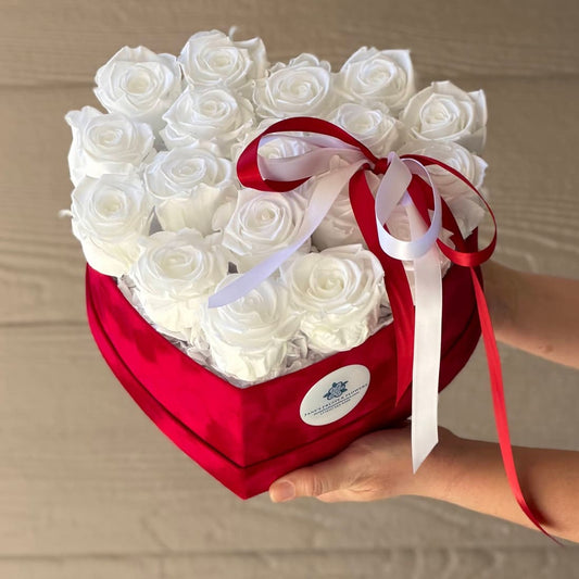 White Cloud Bouquet (preserved roses)