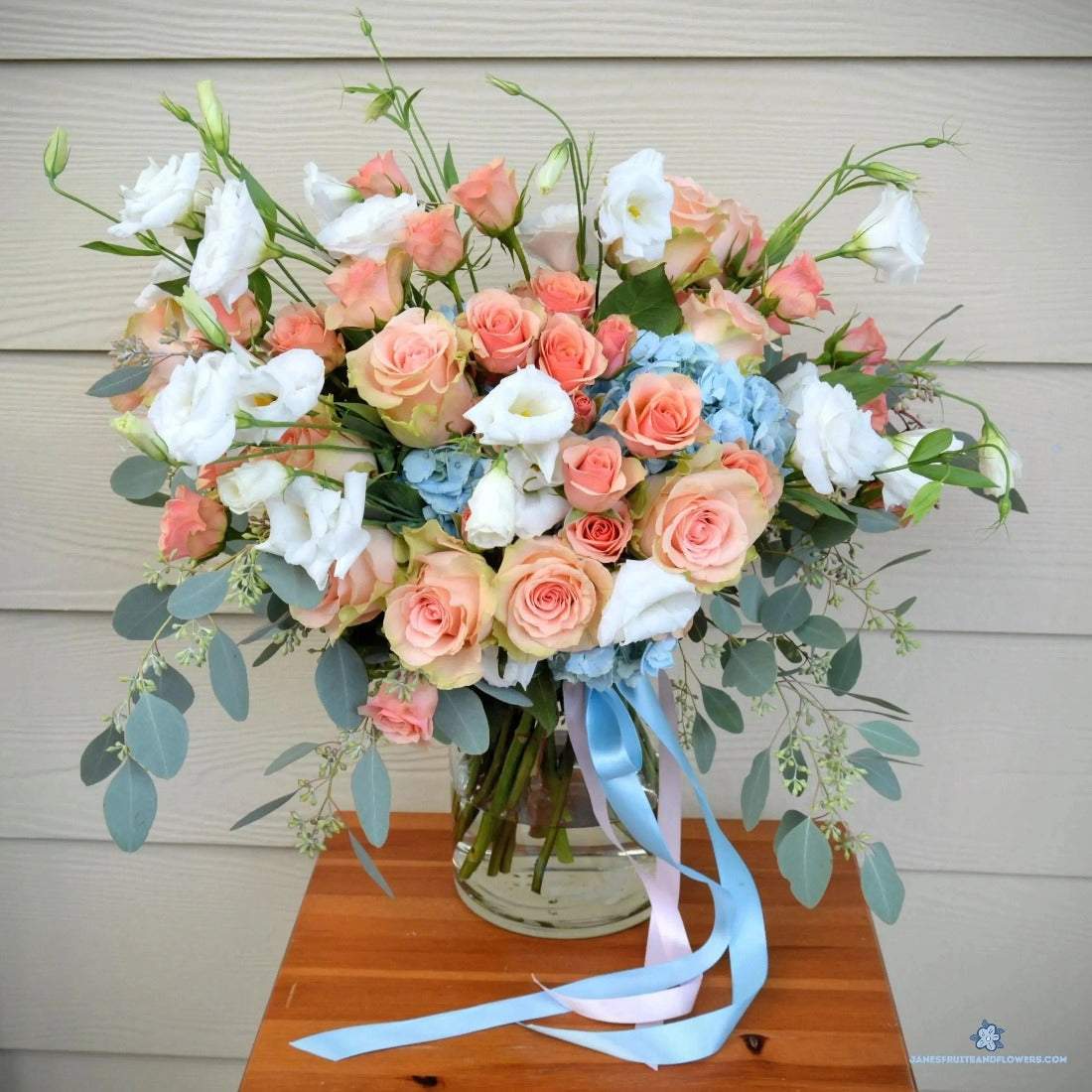 Beautiful Delicate Bouquet - Jane's Fruits And Flowers