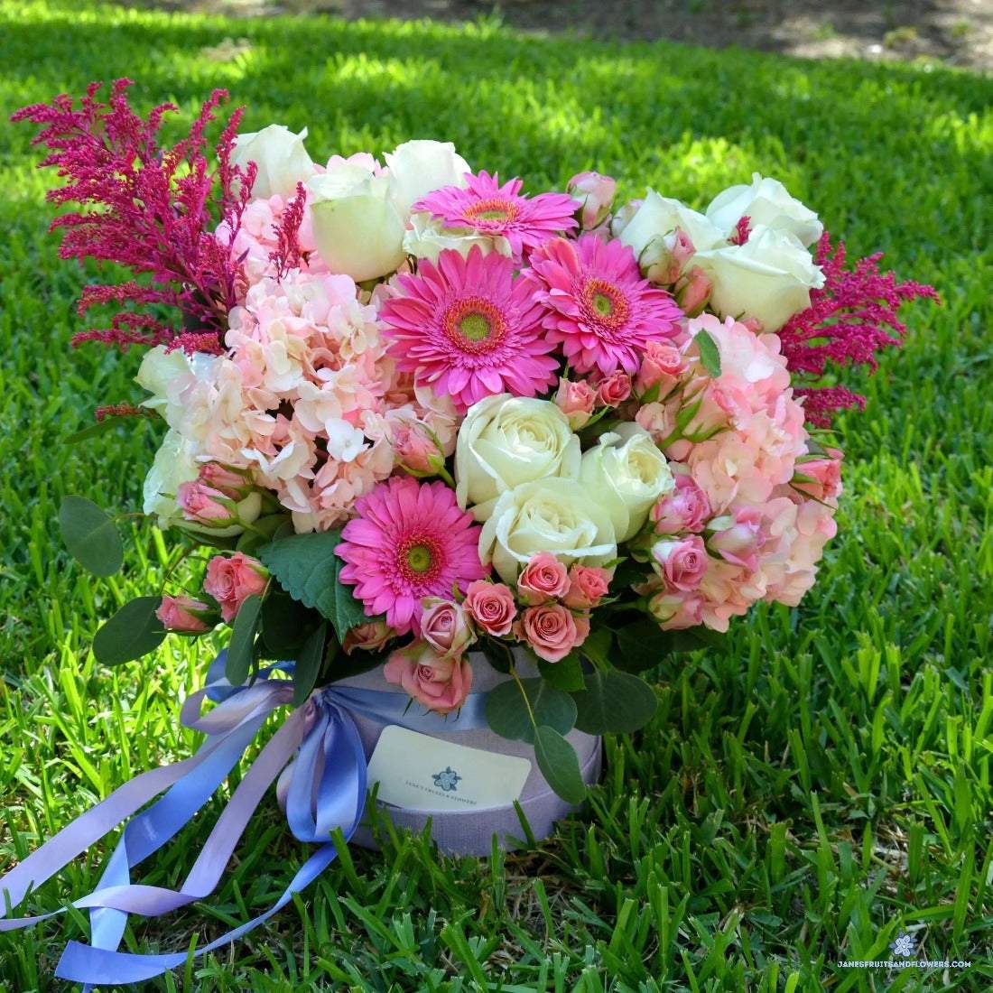 Flamingo Bouquet - Jane's Fruits And Flowers
