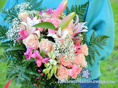 Lily Bouquet - Janes Fruits and Flowers