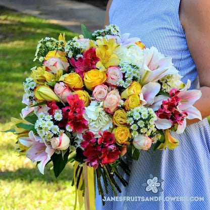 Natalia's Bouquet of Roses & lilies - Jane's Fruits And Flowers