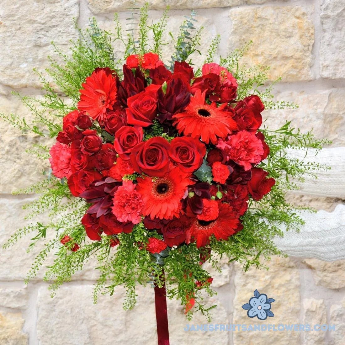 Red Christmas Bouquet - Janes Fruits and Flowers