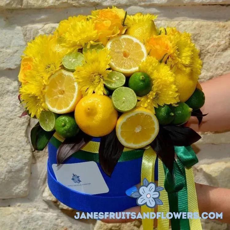 Smile Bouquet - Jane's Fruits And Flowers